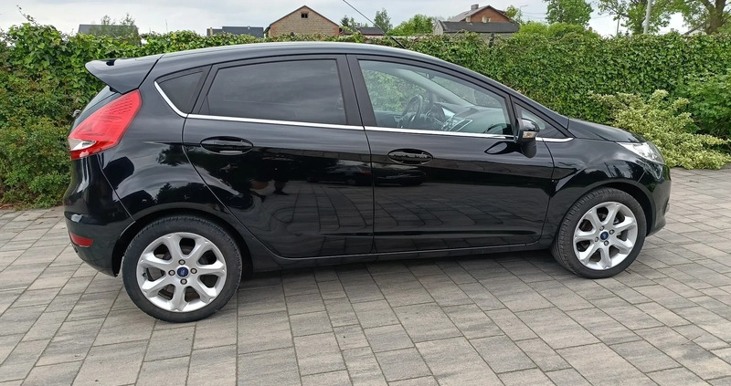 Ford Fiesta cena 23500 przebieg: 185000, rok produkcji 2011 z Olsztynek małe 301